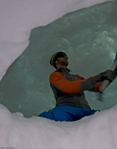 Schneehöhle
