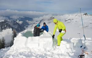 Iglu Bau